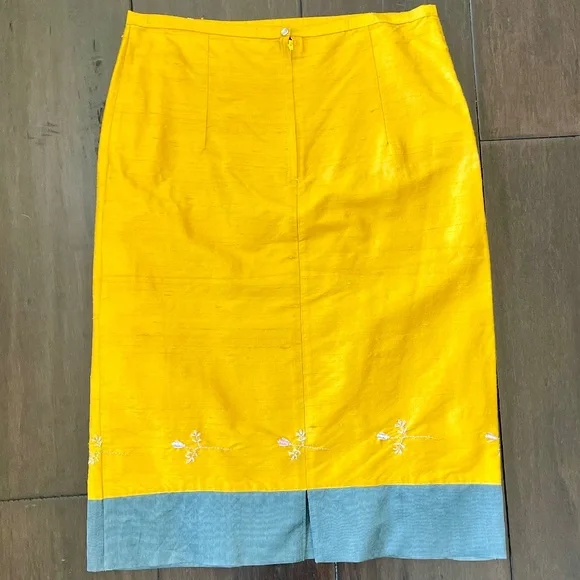 SALE! NWOT Wilson Stokoe Slub Silk Knee Length Skirt ~ Size 10 (US) - Picture 4 of 9